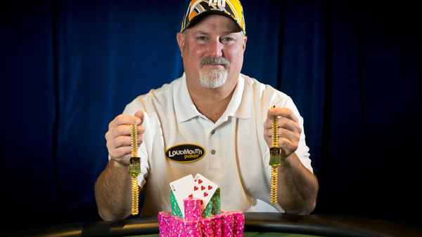 WSOP #29: Tom Schneider gana su segundo brazalete de 2013