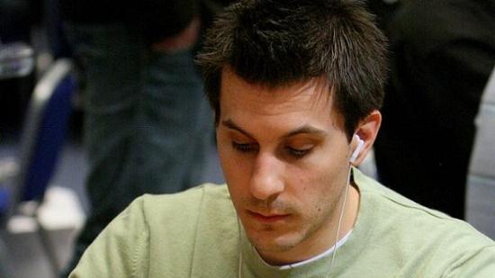 Bitar es cortito, Lindgren un ludópata moroso y Negreanu... amigo de sus amigos Bitar es cortito, Lindgren un ludópata moroso y Negreanu... amigo de sus amigos