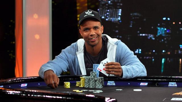 Phil Ivey acalla rumores cobrando el mayor premio de su carrera