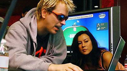 Phil Laak ya está en el Guiness Records por la partida de poker más larga de la historia Phil Laak ya está en el Guiness Records por la partida de poker más larga de la historia