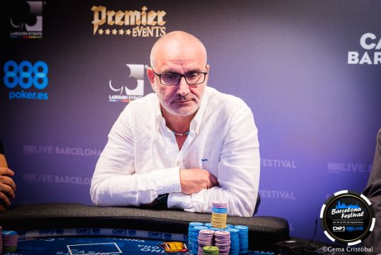 Monzio esperó su oportunidad y la aprovechó
