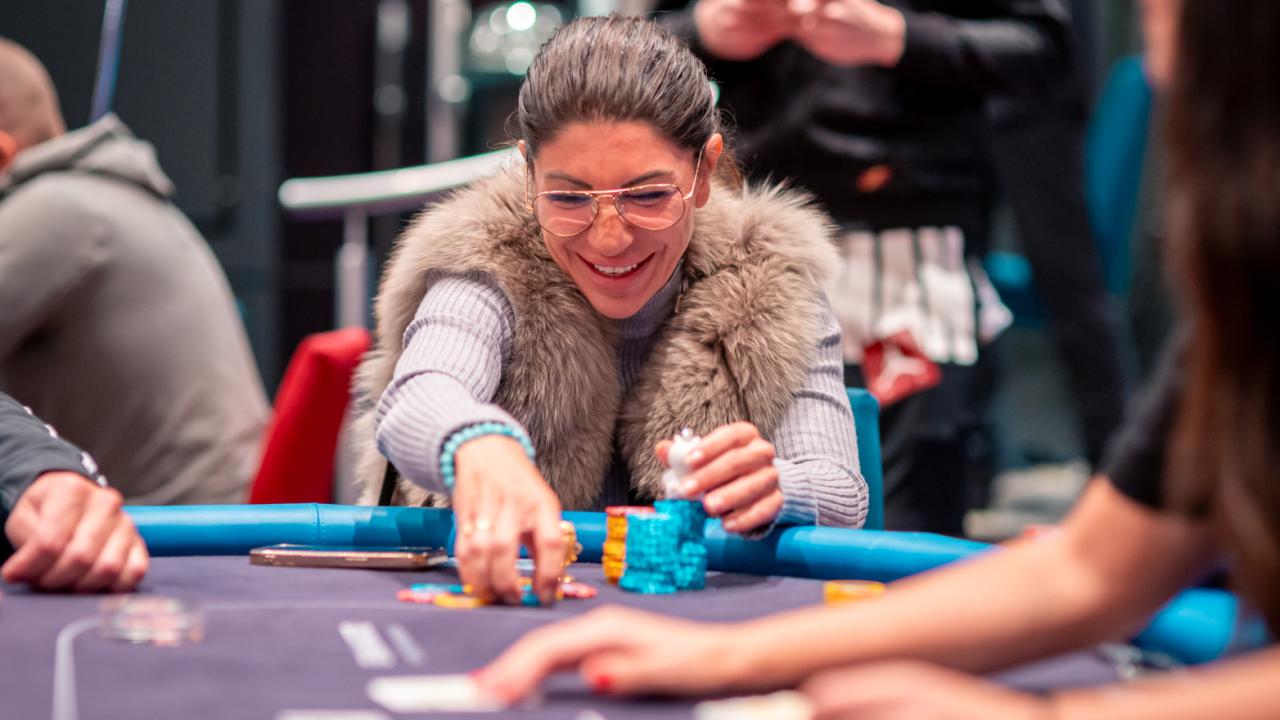 Shohre Marjaei demuestra su gran estado de forma pasando chipleader al Día 3 del Main Event