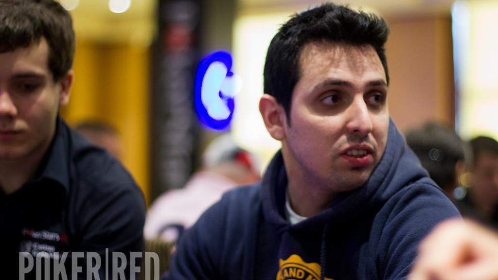 Sergio Aido pasa al día 2 necesitado de fichas Sergio Aido pasa al día 2 necesitado de fichas