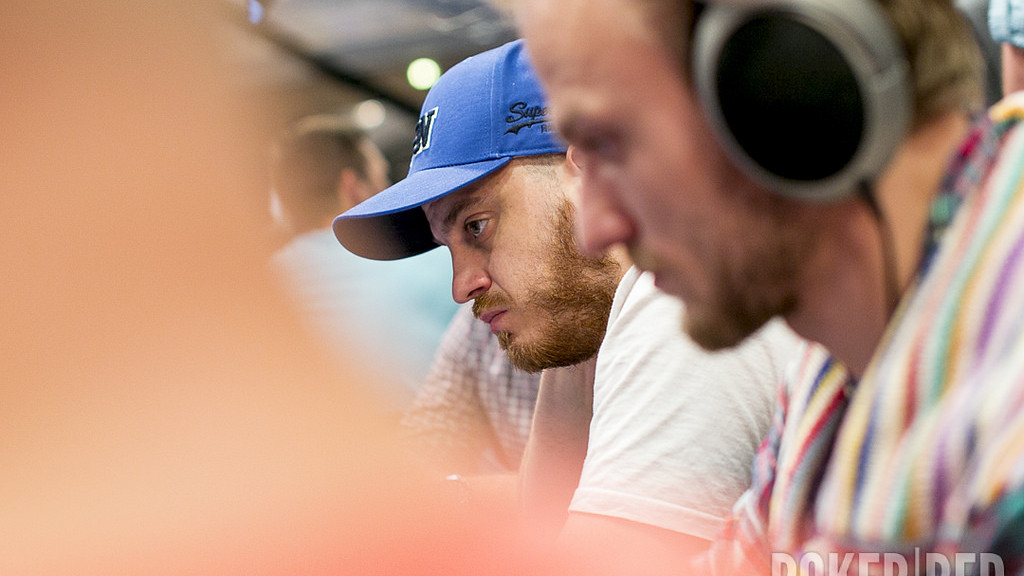 El €10k High Roller se convierte en un bolón de mucho cuidado El €10k High Roller se convierte en un bolón de mucho cuidado