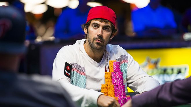 Jason Mercier gana el POY y Vanessa respira tranquila