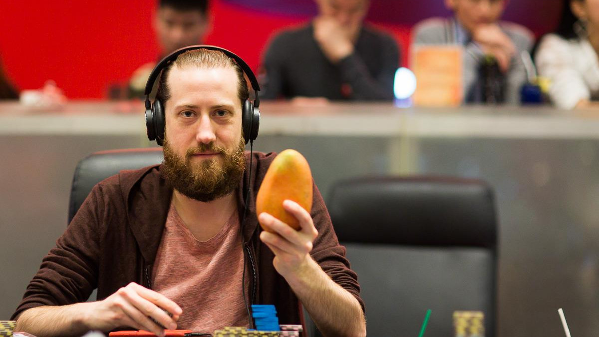 Steve O’Dwyer lidera un día 2 que acabó con la eliminación de Sergio Aido Steve O’Dwyer lidera un día 2 que acabó con la eliminación de Sergio Aido