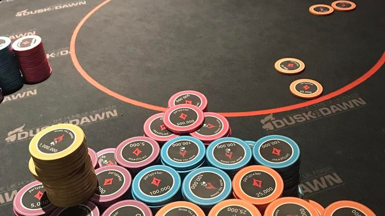 Vicente Delgado y Javi Gómez siguen con paso firme hacia el millón Vicente Delgado y Javi Gómez siguen con paso firme hacia el millón