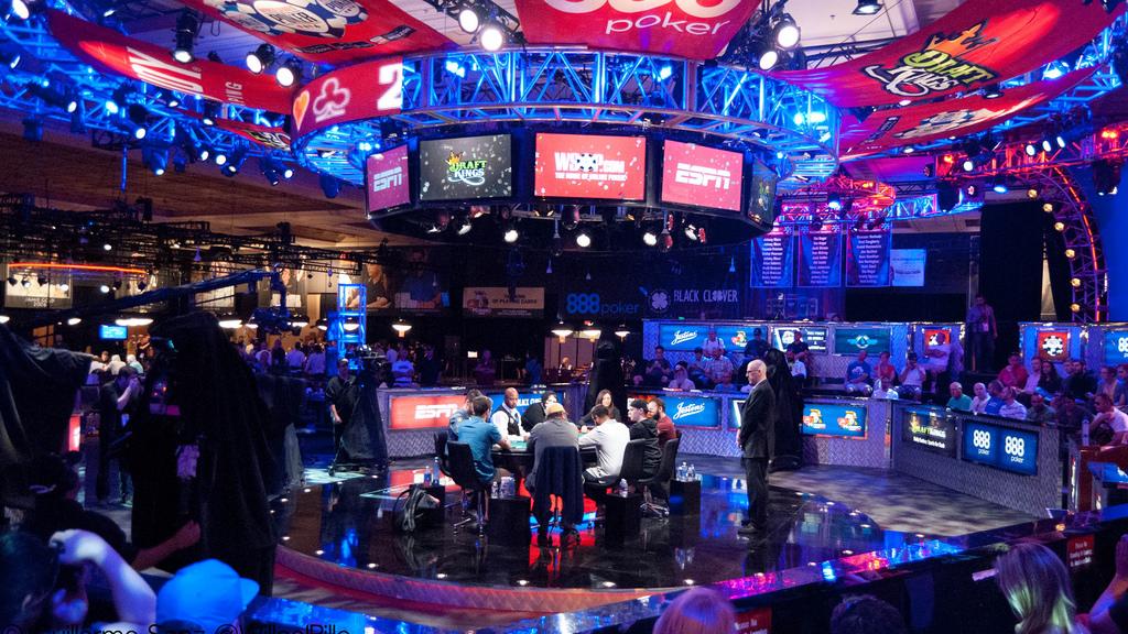 WSOP Main Event Episodios 13 y 14 WSOP Main Event Episodios 13 y 14