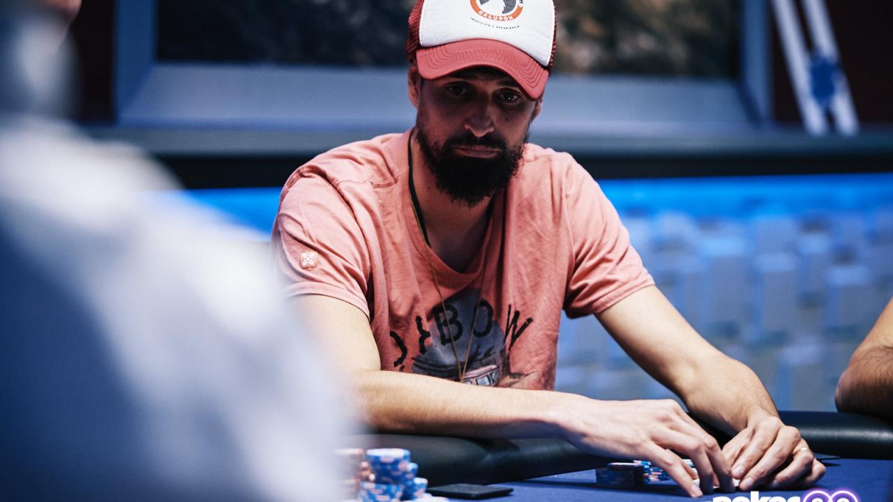 Sergi Reixach se cuela en la mesa final del Event #1: $10,000 No Limit Hold'em Sergi Reixach se cuela en la mesa final del Event #1: $10,000 No Limit Hold'em