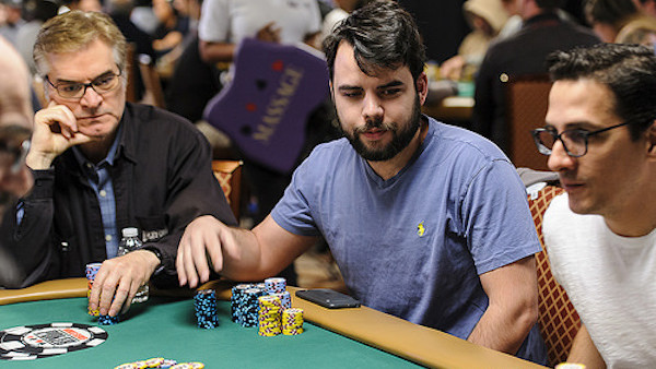 Tres españoles más “se pasan” el día 1B del Main Event