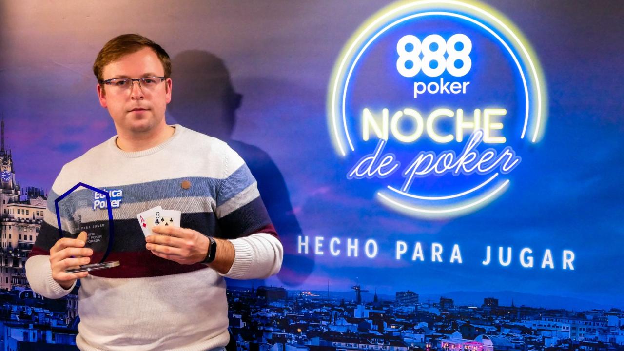 Oleksandr Naumov se luce en la cuarta entrega de Noche de Poker Oleksandr Naumov se luce en la cuarta entrega de Noche de Poker