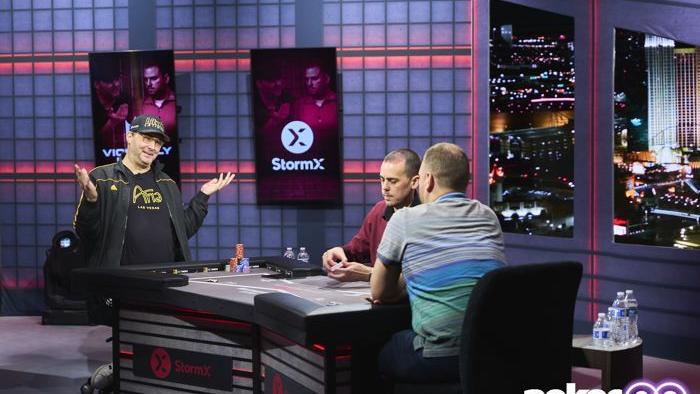 Phil Hellmuth derrota a Scott Seiver en High Stakes Duel III Ronda 4 por 800.000$