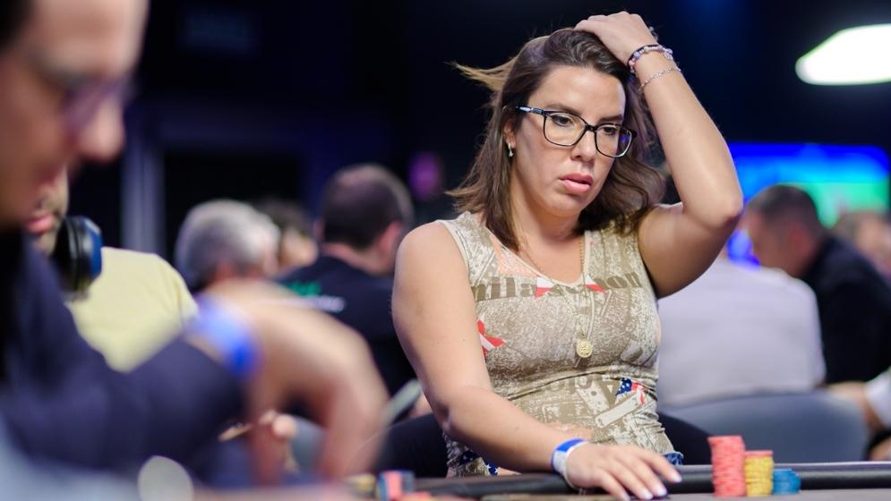 María Caraballo finaliza chipleader del 1A del Sportium Poker Festival