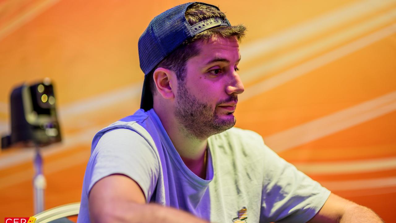 Runner-up para Juan Pardo en el Crazy Eights