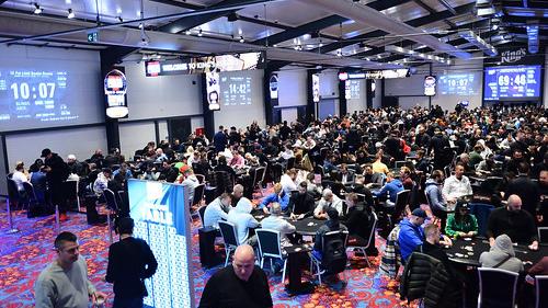 Tom Bedell y David Comerón en busca del ITM en el Día 3 del WSOPE Main Event Tom Bedell y David Comerón en busca del ITM en el Día 3 del WSOPE Main Event