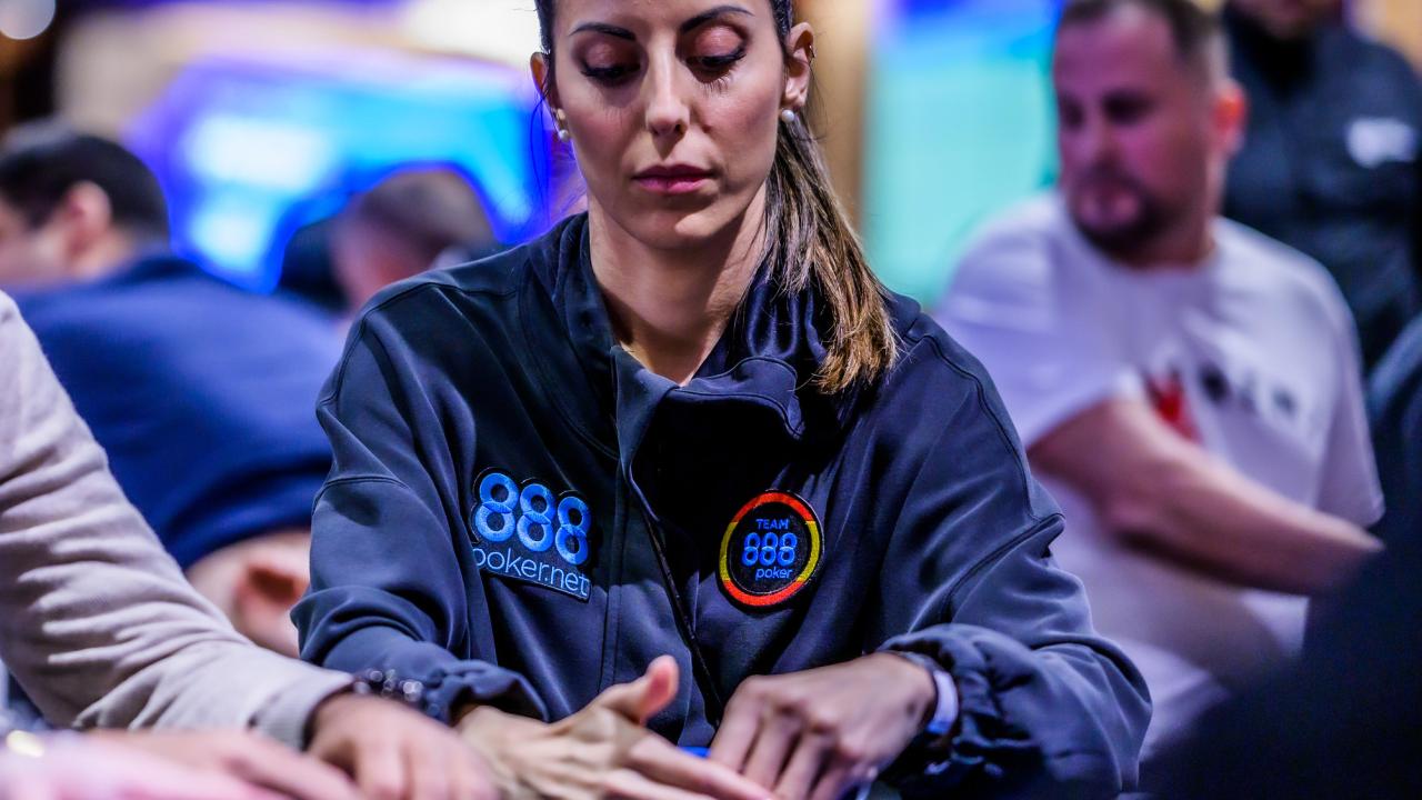 888Poker presenta en sociedad a Lucía Navarro