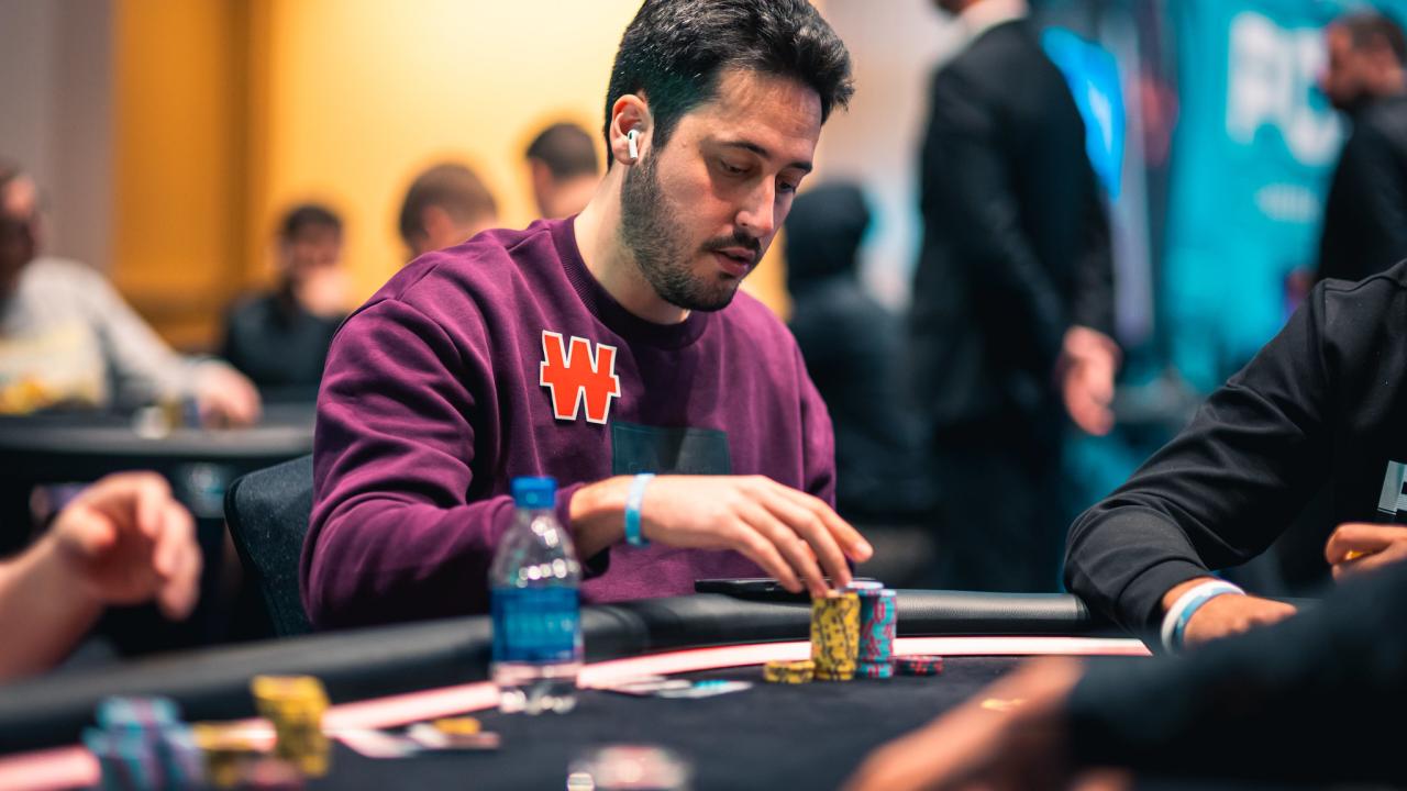 Amadi le gana a Reixach el HU del $530 Bounty Builder HR Amadi le gana a Reixach el HU del $530 Bounty Builder HR