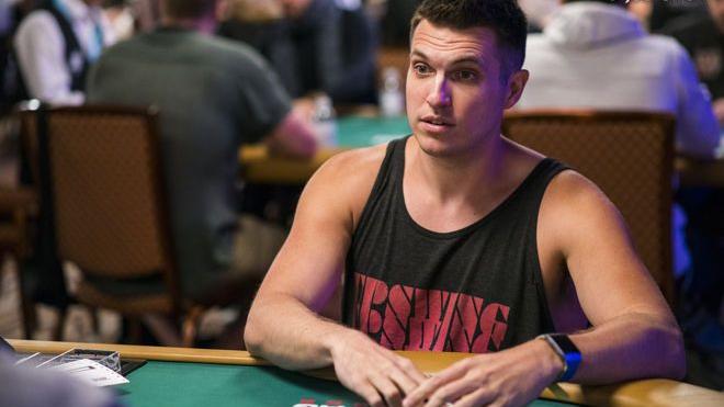 Charlie Carrel se enzarza con Doug Polk en Twitter