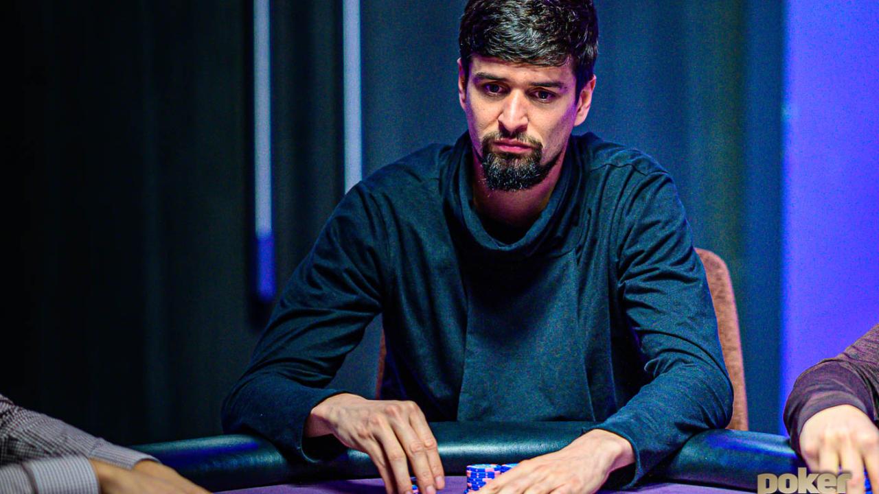 Sergi Reixach arrasa en el comienzo de la Super High Roller Bowl