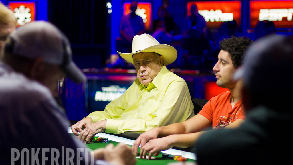 Doyle Brunson cuenta cómo un tildado tiró 150.000$ en fichas por el suelo del Bellagio