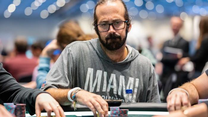 Jason Mercier prueba el sabor de la victoria casi 4 años después Jason Mercier prueba el sabor de la victoria casi 4 años después