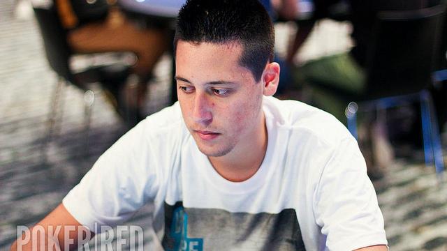 Sigue a Adrián Mateos en el Super High Roller con el #EPTenDirecto