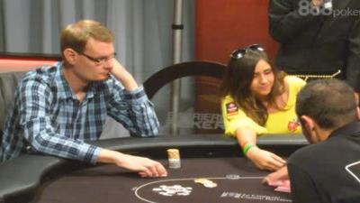 ¡En directo! Ana Márquez en la mesa final del Evento #6 de las WSOPE