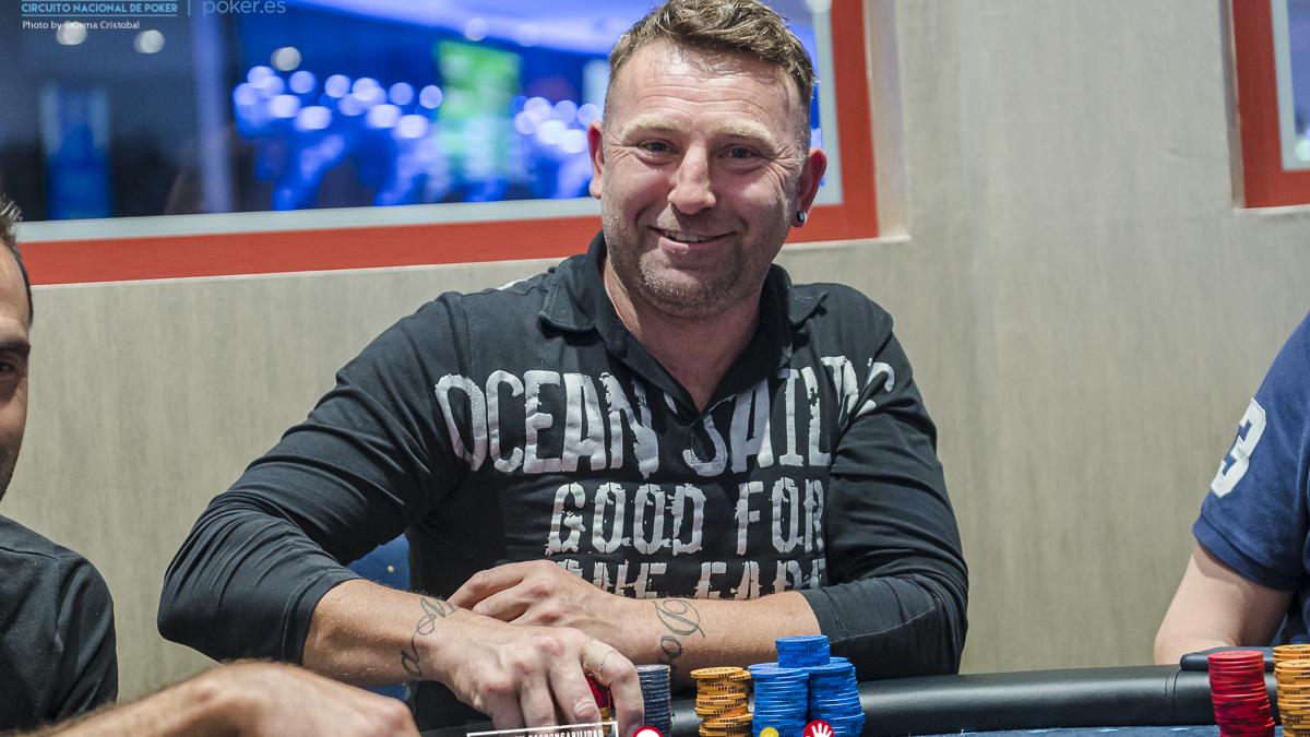 Guzu Cornel finaliza como líder el día 1C del Main Event CNP888 Granada
