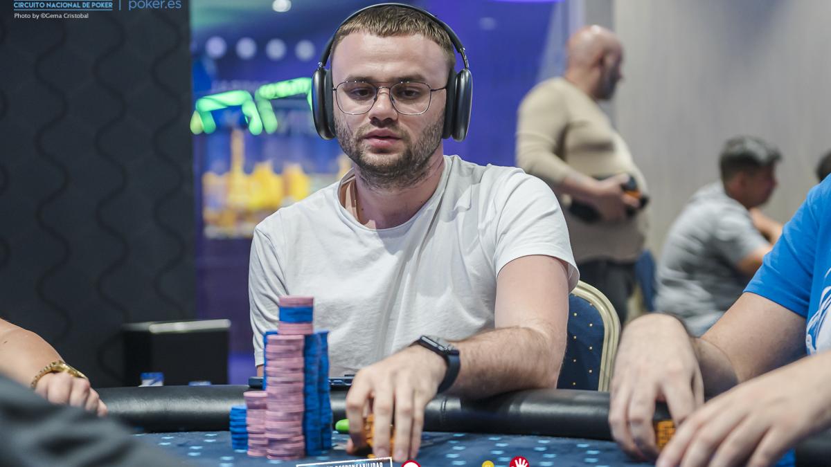 Roman Stoica finaliza como líder del día 2 del Main Event CNP888 Granada
