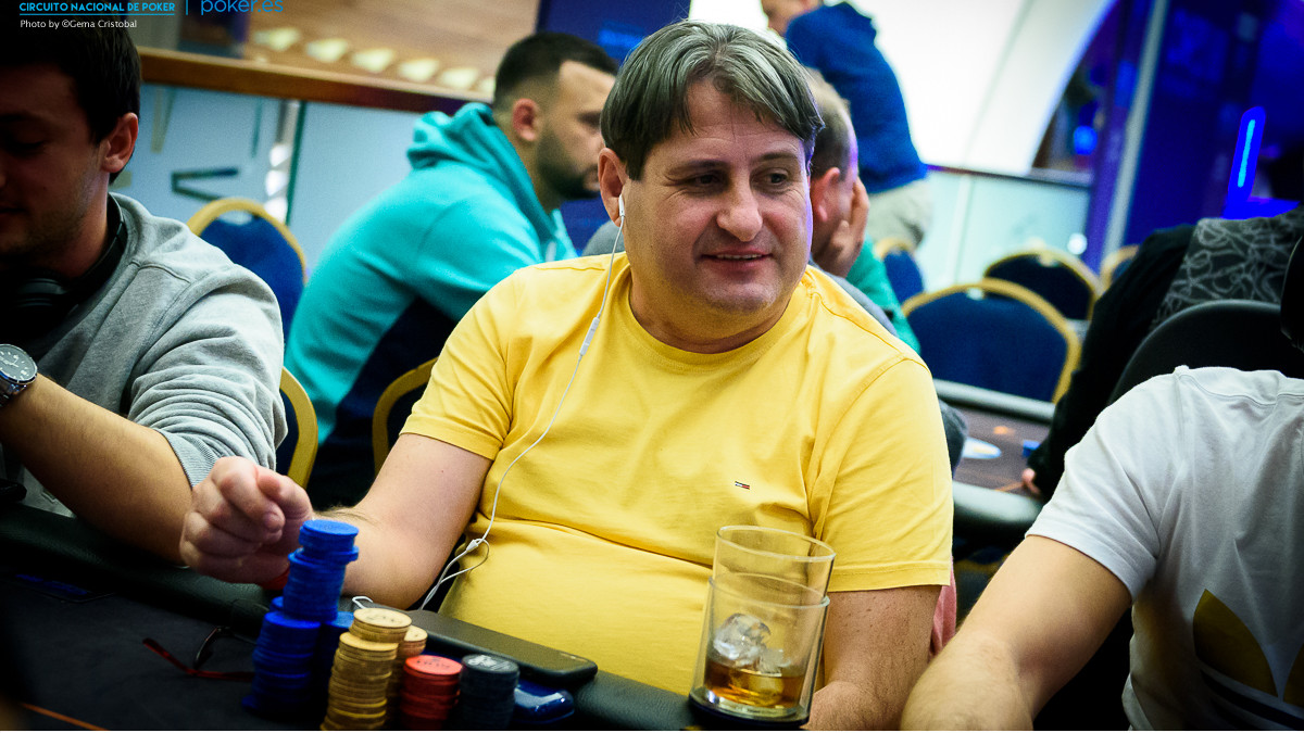 Carlos Hidalgo finaliza chip leader del 1A