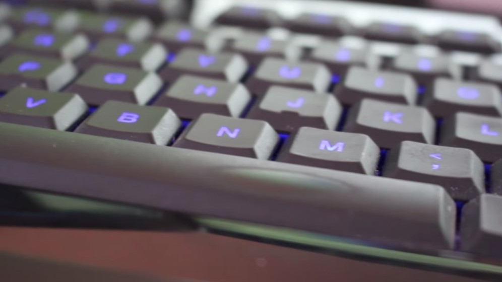 Cards & Keyboards, un breve reportaje sobre el poker online actual Cards & Keyboards, un breve reportaje sobre el poker online actual