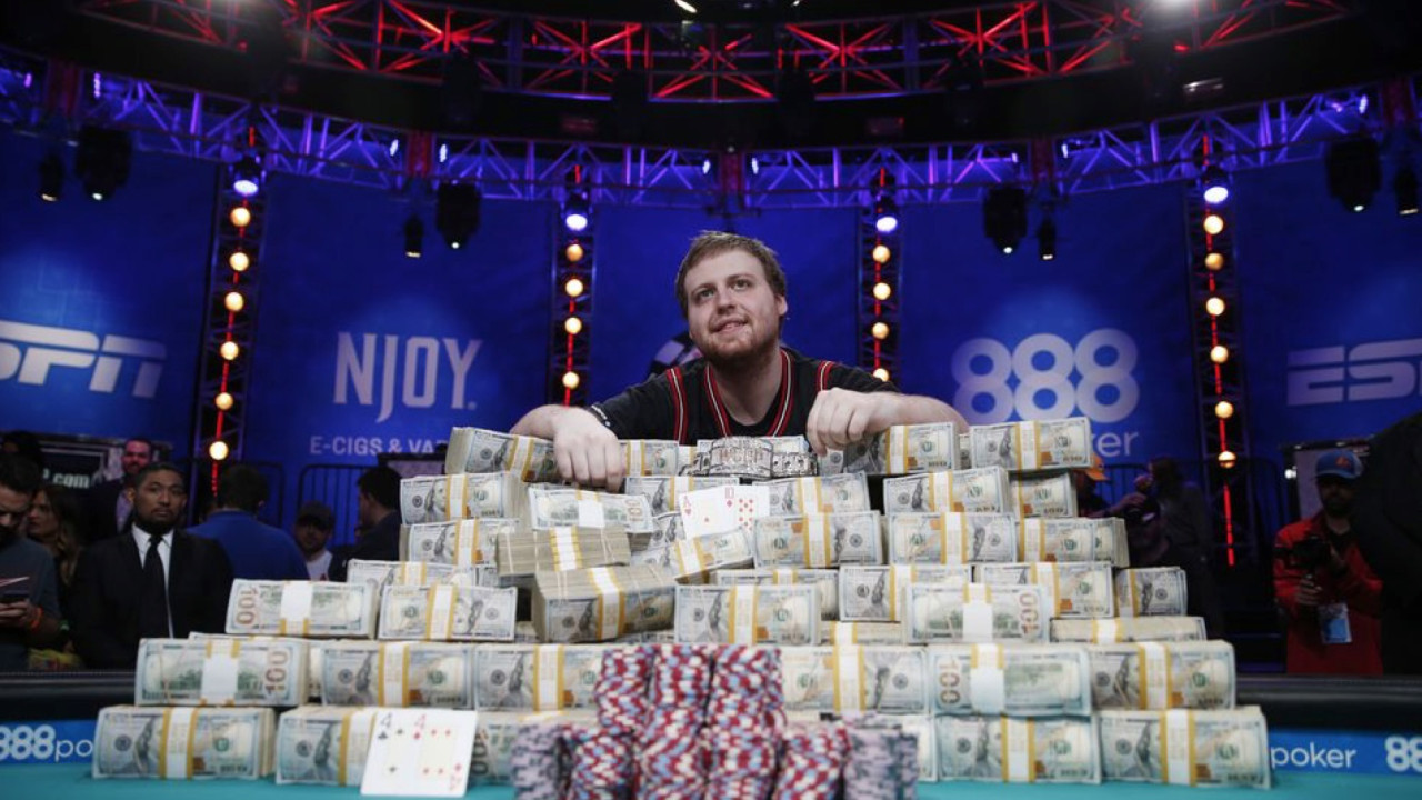 Joe McKeehen gana el Main Event con una suficiencia pasmosa Joe McKeehen gana el Main Event con una suficiencia pasmosa