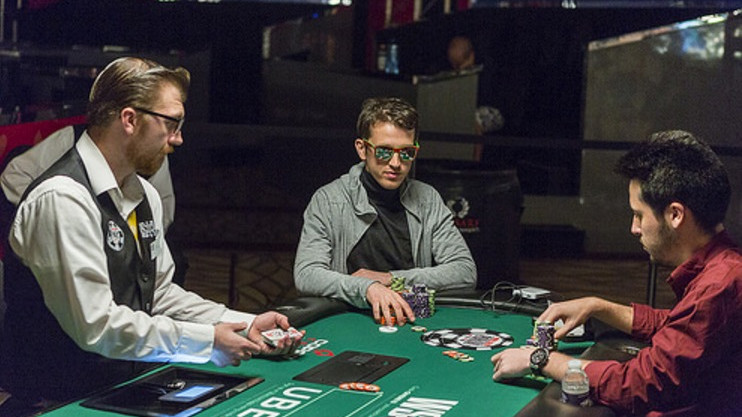 Adrián Mateos jugará hoy un heads-up por su 2º brazalete Adrián Mateos jugará hoy un heads-up por su 2º brazalete