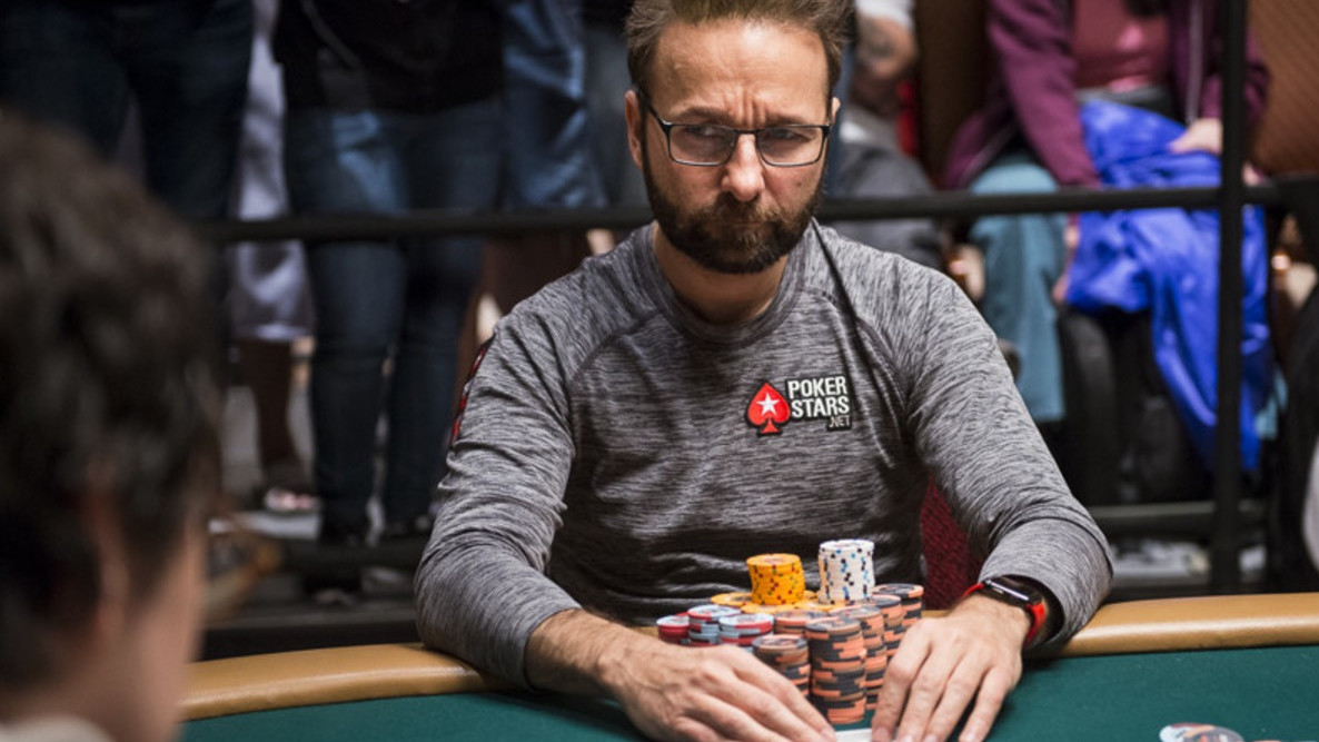 Daniel Negreanu lidera la mesa final del $50k Poker Players Championship