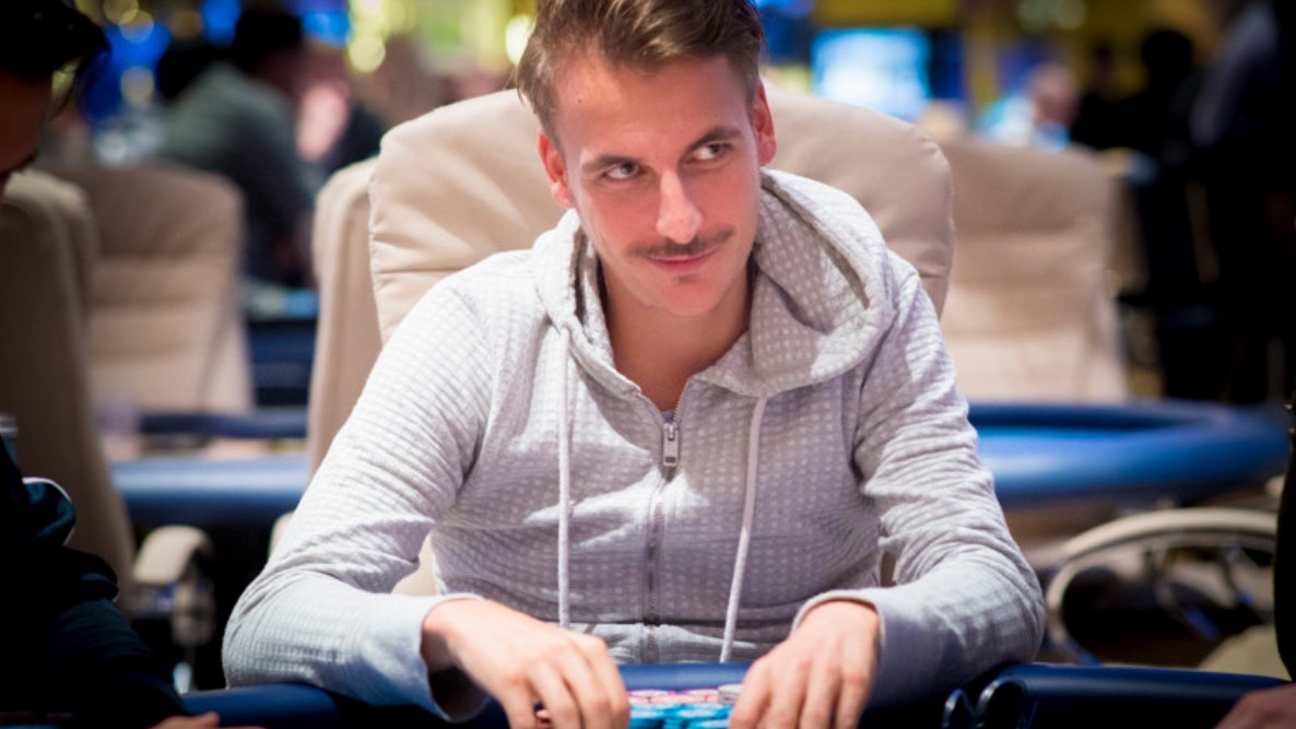 Sergio y Adrian superan sobre la media el día 1 del WSOPE €25k High Roller Sergio y Adrian superan sobre la media el día 1 del WSOPE €25k High Roller