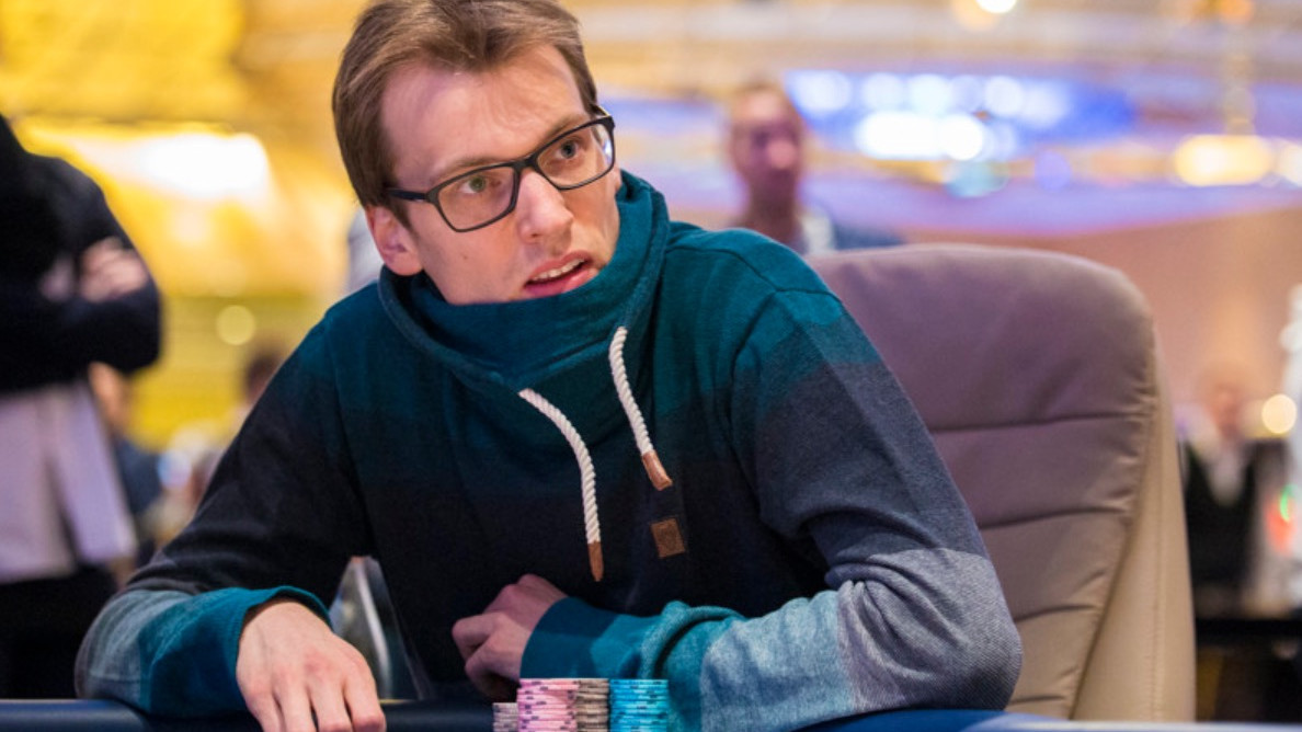 Christoph Vogelsang manda con gran autoridad a los últimos 10 aspirantes Christoph Vogelsang manda con gran autoridad a los últimos 10 aspirantes