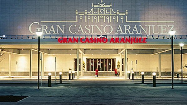 Dos heridos tras un accidente en las instalaciones del Casino de Aranjuez