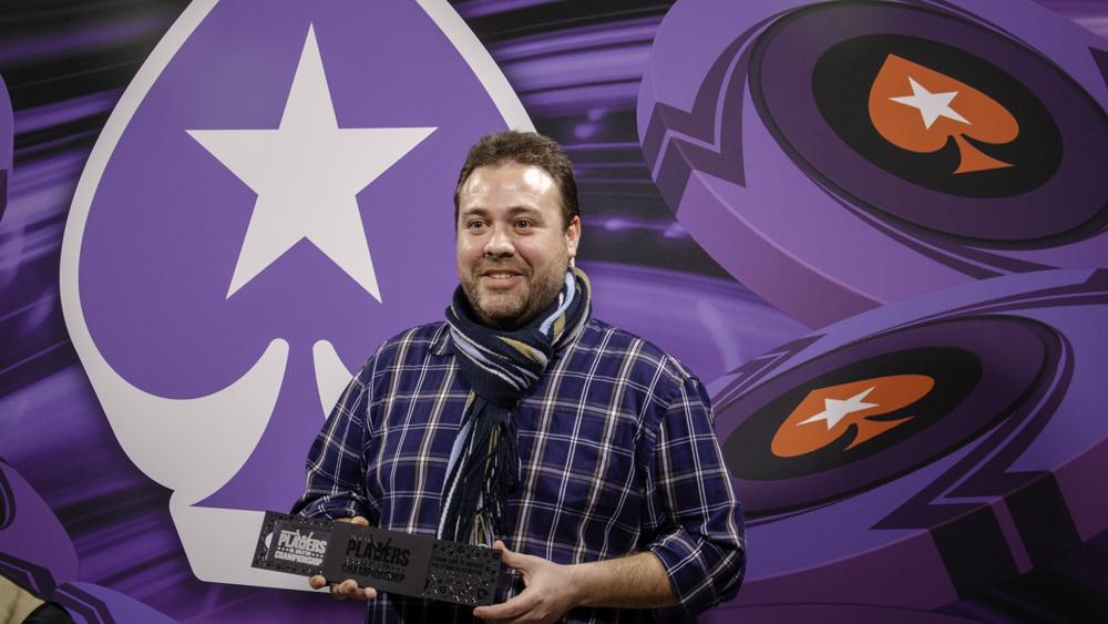 César Esteban recogió el Platinum Pass y Gabriel Podovei el liderato César Esteban recogió el Platinum Pass y Gabriel Podovei el liderato