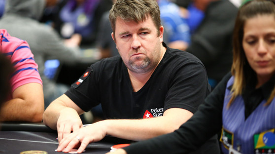 Chris Moneymaker sigue “erre que erre”