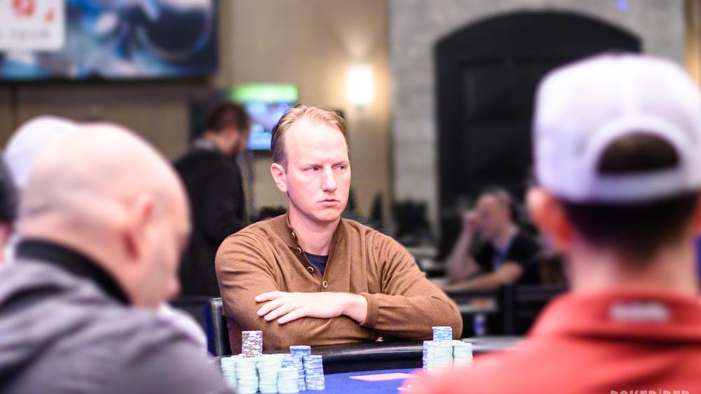 Simon Brandstrom lidera a los seis supervivientes del Main Event