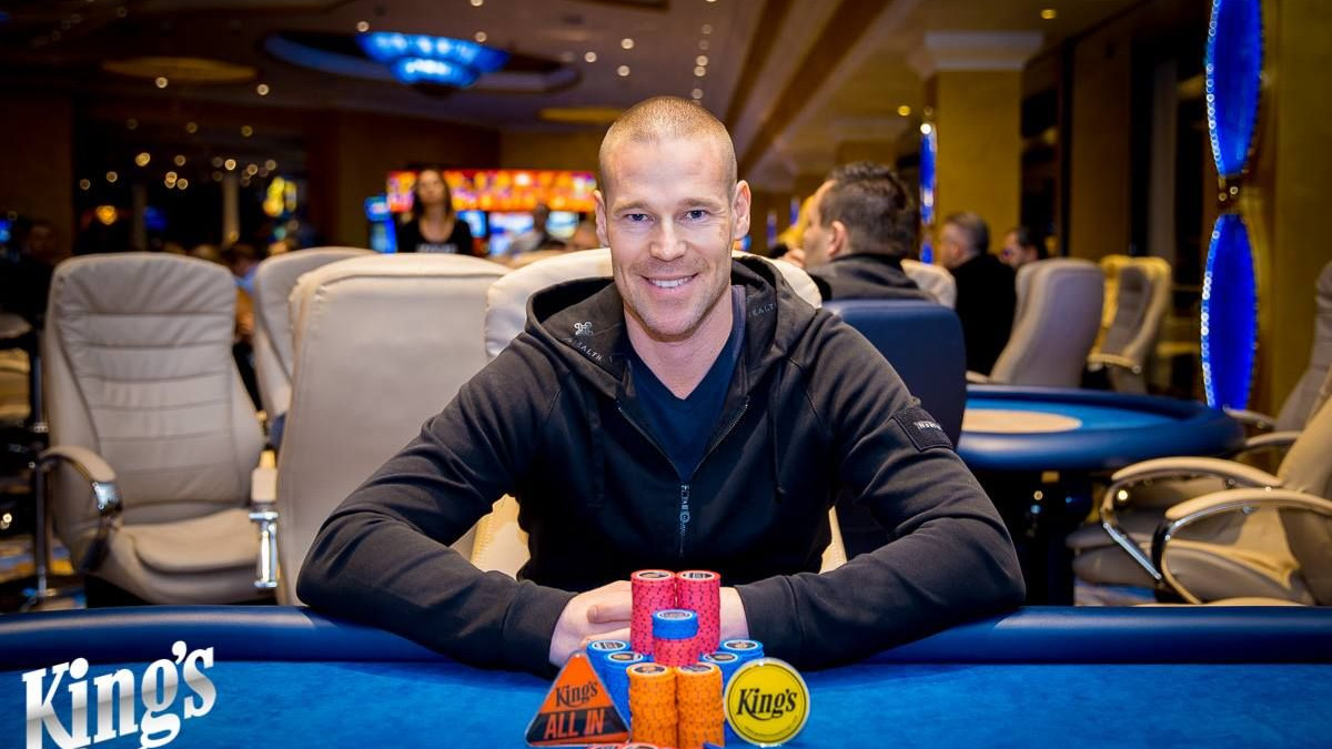 Patrik Antonius gana su primer torneo 12 años después Patrik Antonius gana su primer torneo 12 años después