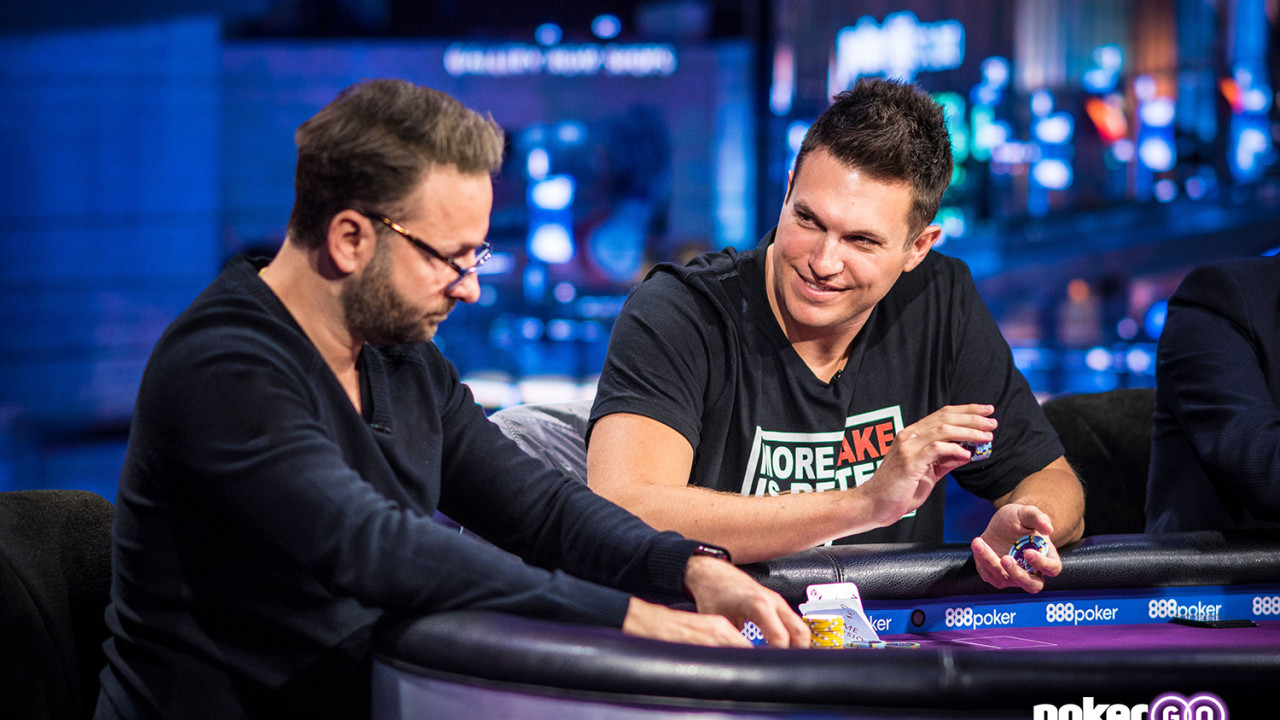 736.804 $ de ventaja de Polk sobre Negreanu a falta de 4.000 manos para terminar