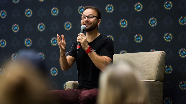 Negreanu subraya la arrogancia como un rasgo característico en algunos jugadores