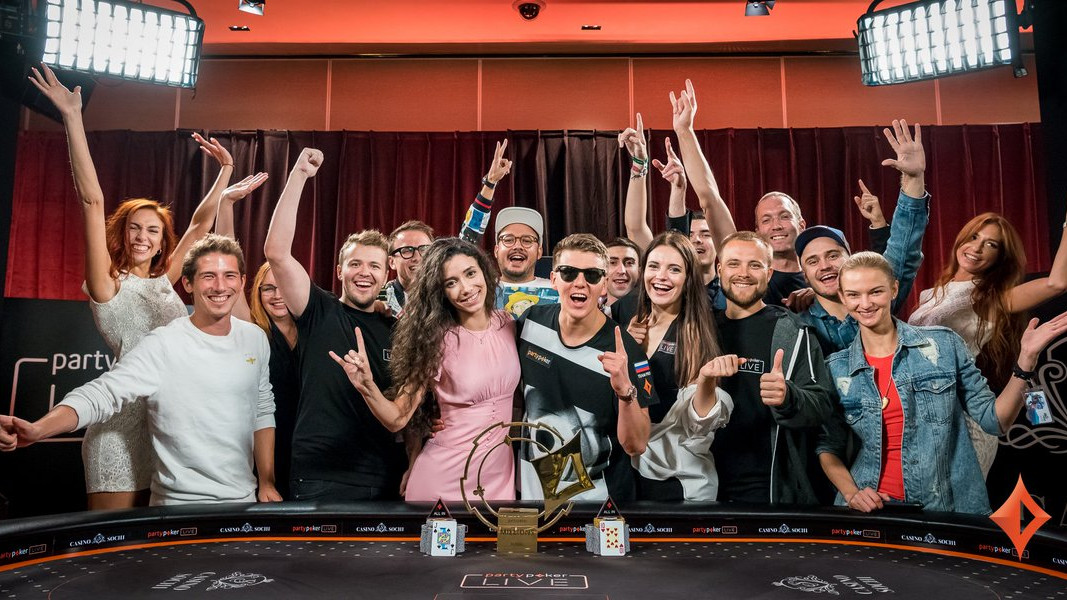 Anatoly Filatov triunfa doblemente en casa: el Team Pro gana el partypoker LIVE MILLIONS Rusia Anatoly Filatov triunfa doblemente en casa: el Team Pro gana el partypoker LIVE MILLIONS Rusia