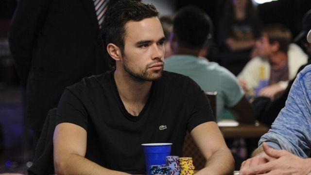 Alan Keating gana un bote de 1,2 millones en el streaming del Hustler Casino Alan Keating gana un bote de 1,2 millones en el streaming del Hustler Casino