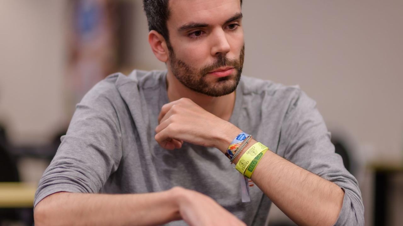 Arturo Biarge es el MVP de la Roja en el Día 1C/D del Main Event WPO Bratislava