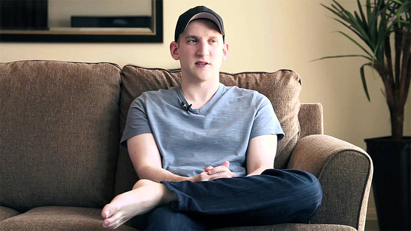 Jason Somerville habla abiertamente de la homosexualidad en el poker Jason Somerville habla abiertamente de la homosexualidad en el poker