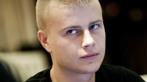 Jens Kyllönen despide febrero por todo lo alto en high stakes