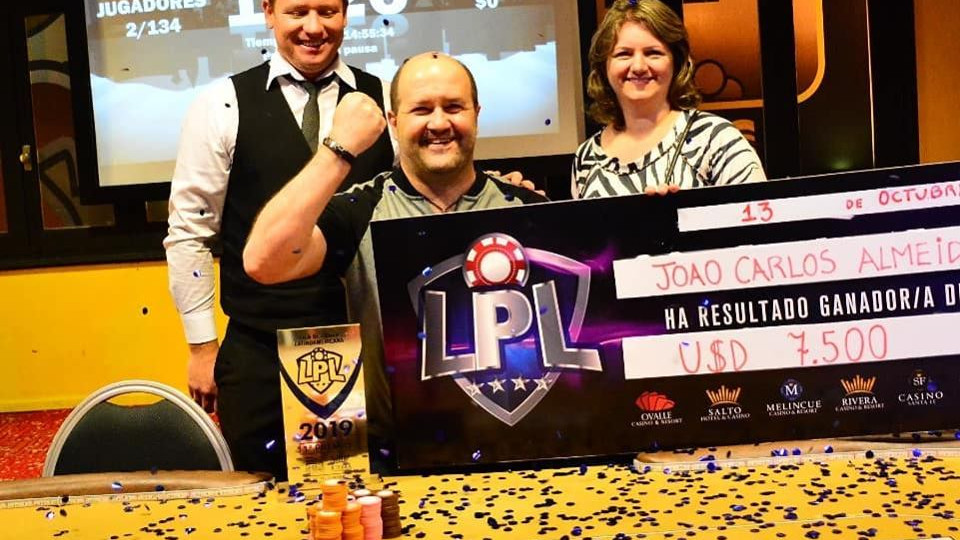 Joao Carlos Silverio se llevó el último trofeo de la Liga de Poker Latinoamericana 