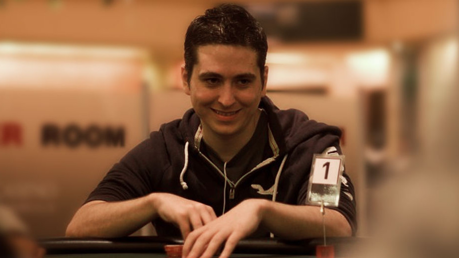 EPT Londres día 2: Jonathan Concepción, cerca de su banderita EPT Londres día 2: Jonathan Concepción, cerca de su banderita